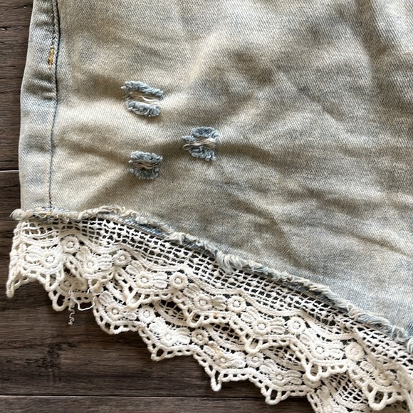Free People jean shorts size 28 - Picture 4 of 4